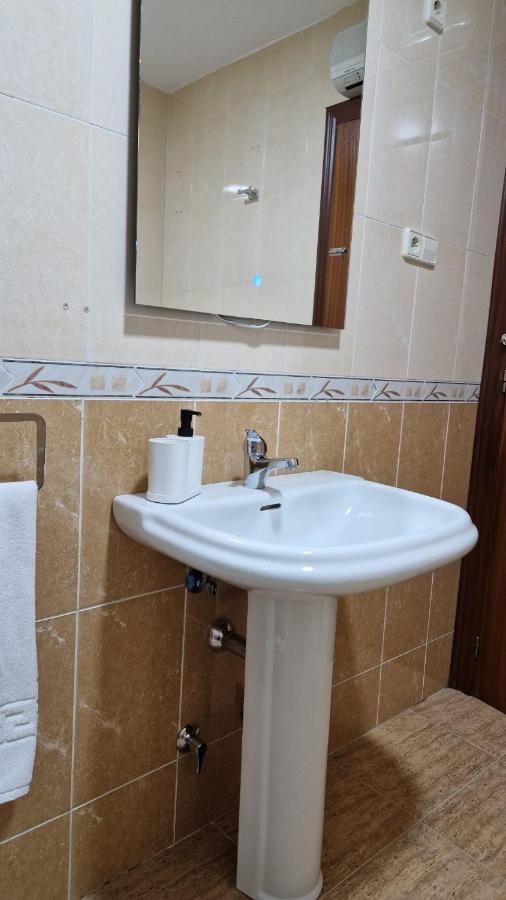 Apartamento Baeza Cozar 1 Appartement Buitenkant foto